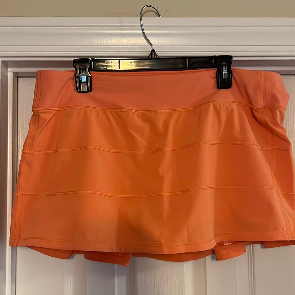 Lululemon mid rise skirt size 14 orange